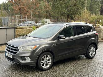 ford kuga 1.5 tdci titanium março/17