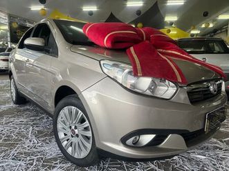 fiat grand siena essence 1.6 flex 16v 2013