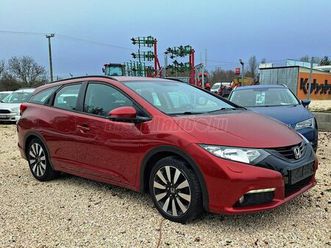 honda civic tourer 1.6 ctdi sport navigáció tolatókamera ülésfűtés 17'alukerék tempomat