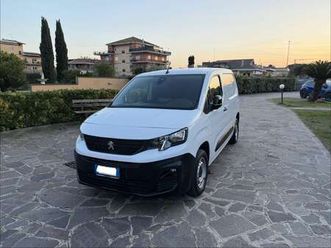 peugeot partner bluehdi 100 s&s pc furgone premium