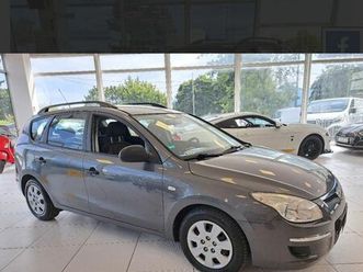 hyundai i30 1,6 crdi cw kombi jelenia góra centrum • olx.pl