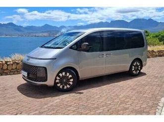 2021 hyundai staria 2.2d luxury auto