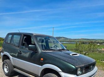 nissan terrano ii 2.7