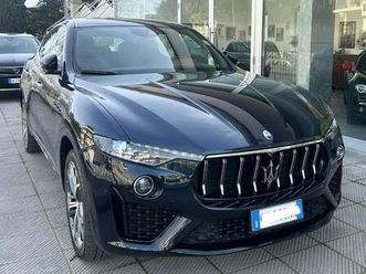 levante 2.0 mhev gt 330cv auto