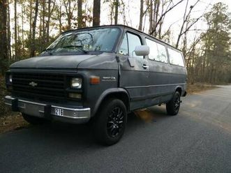 1993 chevy sport van g30 5.7 l v-8