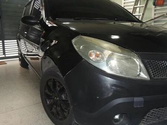 renault sandero authentique hi-flex 1.0 16v 5p 2009