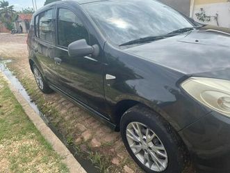 renault sandero authentique hi-flex 1.0 16v 5p 2011