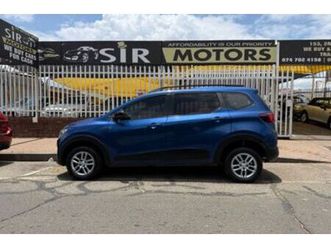 2022 renault triber 1.0 expression