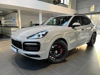 porsche cayenne gts