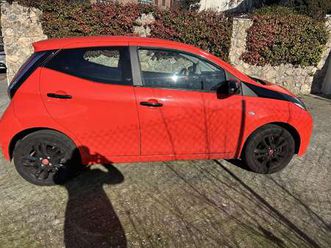 aygo 1.0 vvt-i x-cite x-shift x-cite