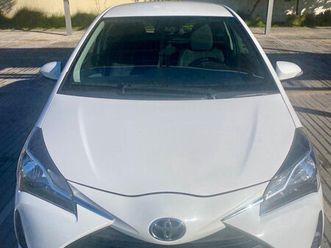toyota yaris yaris maio/19