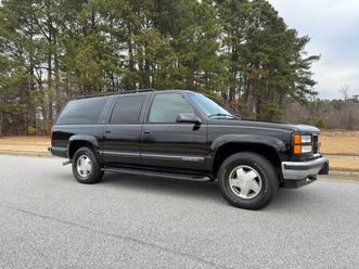 1999 gmc suburban slt 4x4 / 133k miles / rust free / clean title /