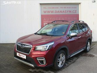 subaru forester 2,0 boxer 110kw at top výbava