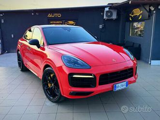 porsche cayenne coupé 4.0 v8 turbo s e-hybrid gara