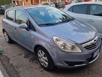 opel corsa 1.2 benzina, 120mila km - 2300€