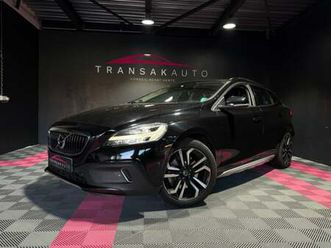 volvo v40 cross country t3 152 ch geartronic 6 cross country // ct okay // rien à prévoir