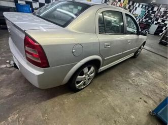 sedan/ gl sedan 1.8 mpfi 4p