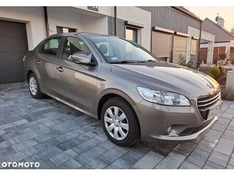 peugeot 301 1.2 vti/pure tech active