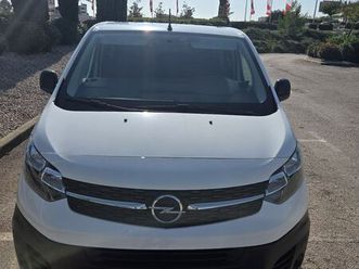 opel vivaro 1,5 d, 2021 god.