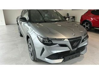 alfa romeo junior 1.2 ibrida q4 milano cortina 2026 145cv edct6 nuova a benevento