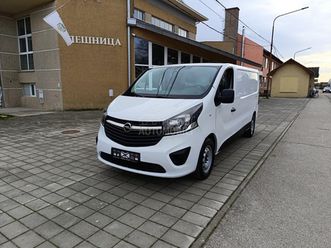 opel vivaro long