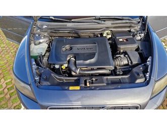 volvo s40 1.6 abril/07