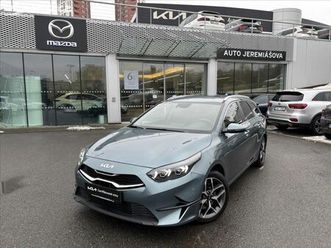 kia cee´d 1,5 tgdi 118kw top záruka navi