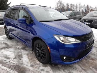 chrysler pacifica 3,6l, kůže, tažné, rezervace