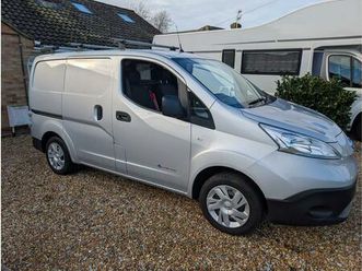 40kwh acenta auto swb 5dr (quick charge)