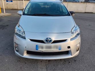 toyota prius xw30