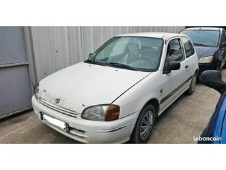 toyota starlet 1.3i 75ch