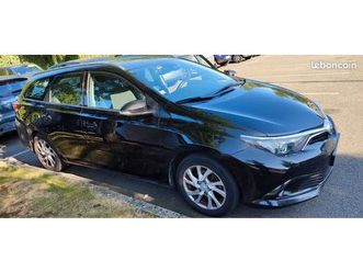 toyota auris hybride break à saisir
