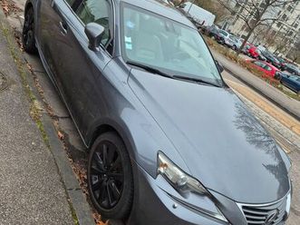 lexus is 300h