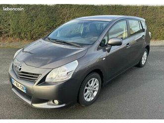 toyota verso 2.0 d4d 126cv skyview edition
