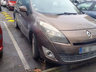 renault grand scenic 7 place dci 2009-2010 urgent