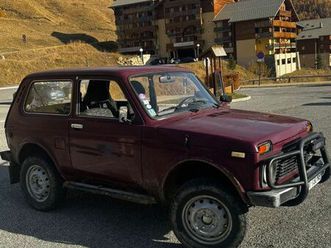 lada niva 1.7gpl parfait état