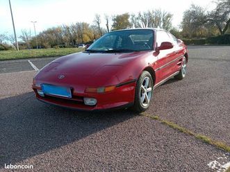 toyota mr2 rouge