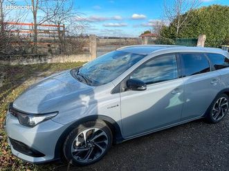 toyota auris touring sports hybride 136ch auto – économique, fiable, entretenue toyota
