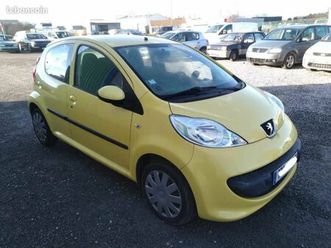 peugeot 107 1.0i 68cv 4cv / révisé garanti