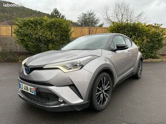 toyota c-hr (rc18) hybride 122h collection 2wd e-cvt(bva) . gps caméra cuir leds
