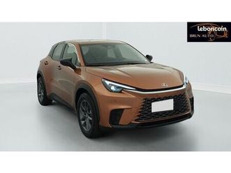 lexus lbx 2wd business