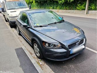 volvo c30 ( e85 ) 1.8f - 125ch flexifuel ( e85 ) 144500 entretien à jour / ct récent ok