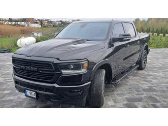 dodge ram 1500 5.7 v8 hemi 390ch 4x4 laramie toit panoramique