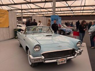 ford thunderbird 1957
