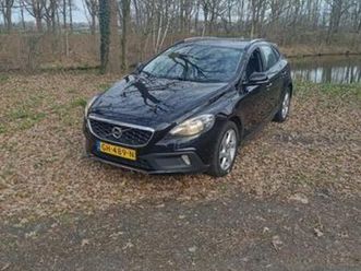 volvo v40 cross country 1.6 momentum t4 132kw nap zwart — volvo — marktplaats