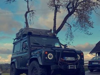 land rover defender 90 td5