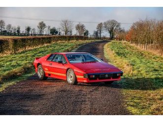 lotus esprit turbo 1983