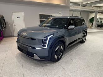 plus awd 384hk 7-sits v-hjul 9900:-