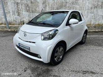 toyota iq 1.0 +