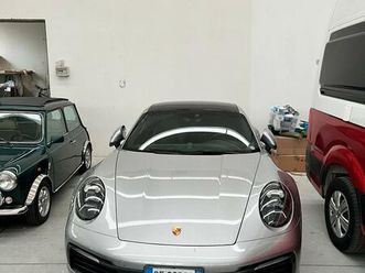 porsche 992 carrera 4 chrono